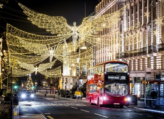 Christmas lights bus tours of London
